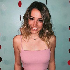 Meet your Posher, Kaela